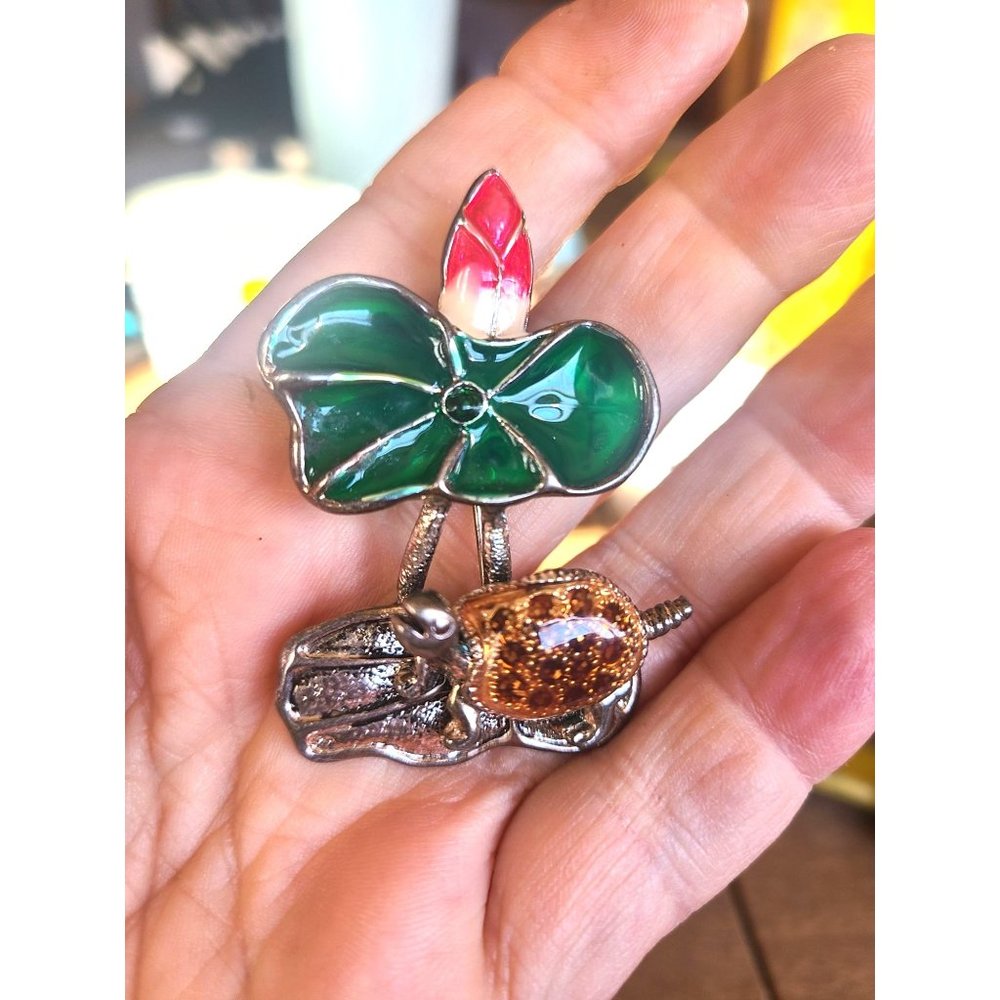 PEARLESCENT ENAMELED LILYPAD FLOWER TURTLE PIN/PENDANT SIGNED BEST